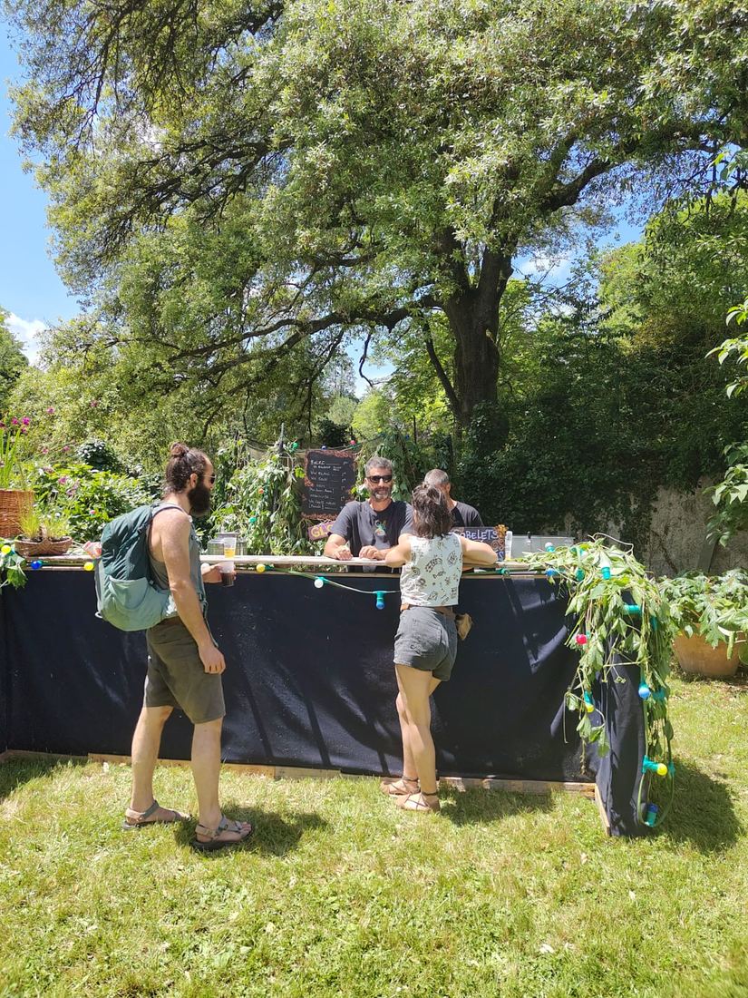 Le bar du jardin